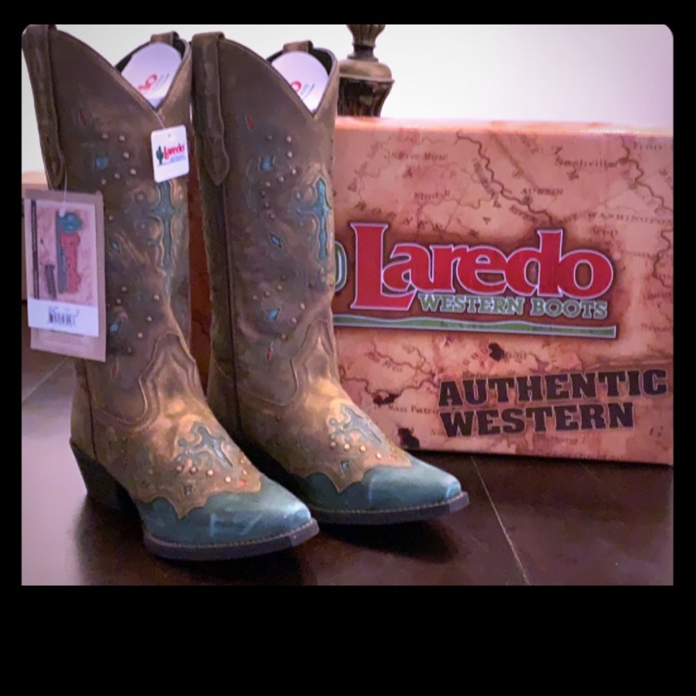 New Cowboy Boots sz 7 Women’s
